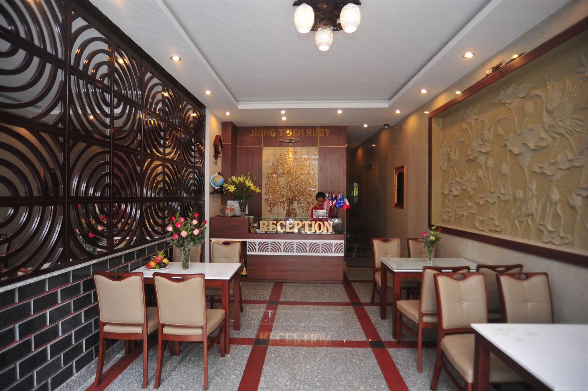 Hong Thien Ruby Hotel Hue Exteriör bild