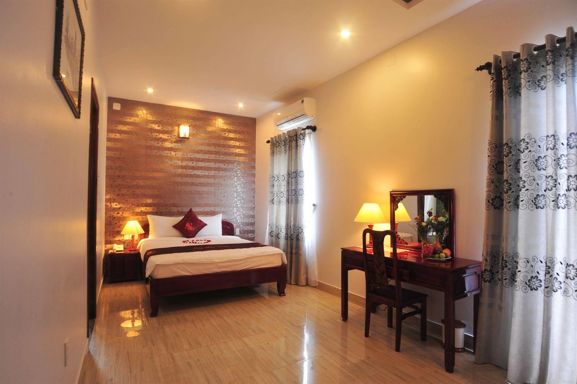 Hong Thien Ruby Hotel Hue Exteriör bild