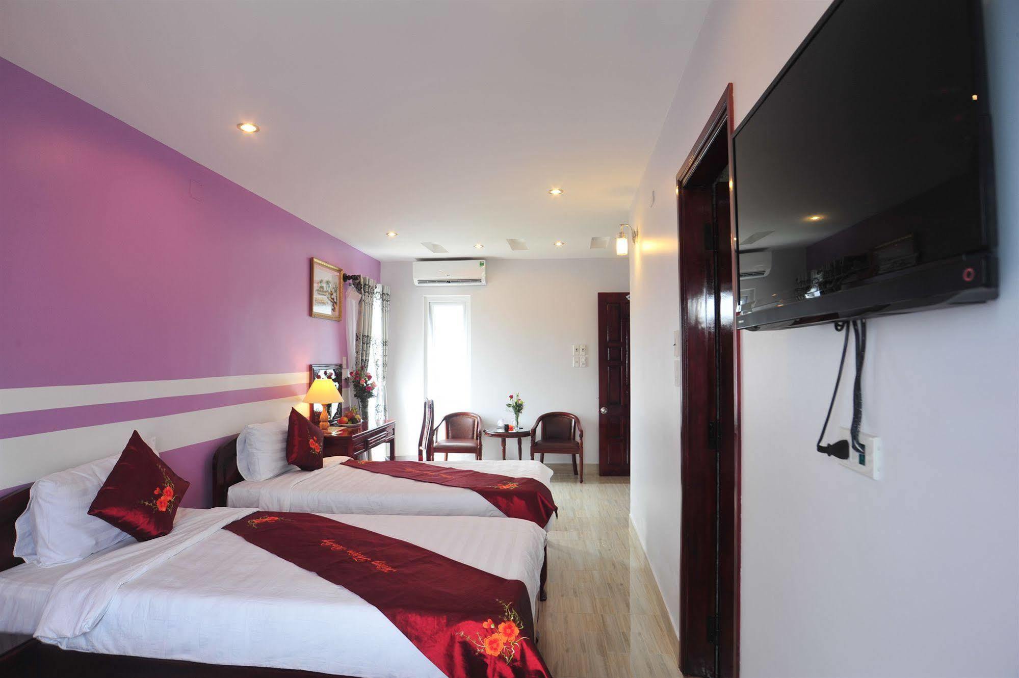 Hong Thien Ruby Hotel Hue Exteriör bild